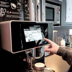 Jobmeal asiakas referenssi questback kahviautomaatti